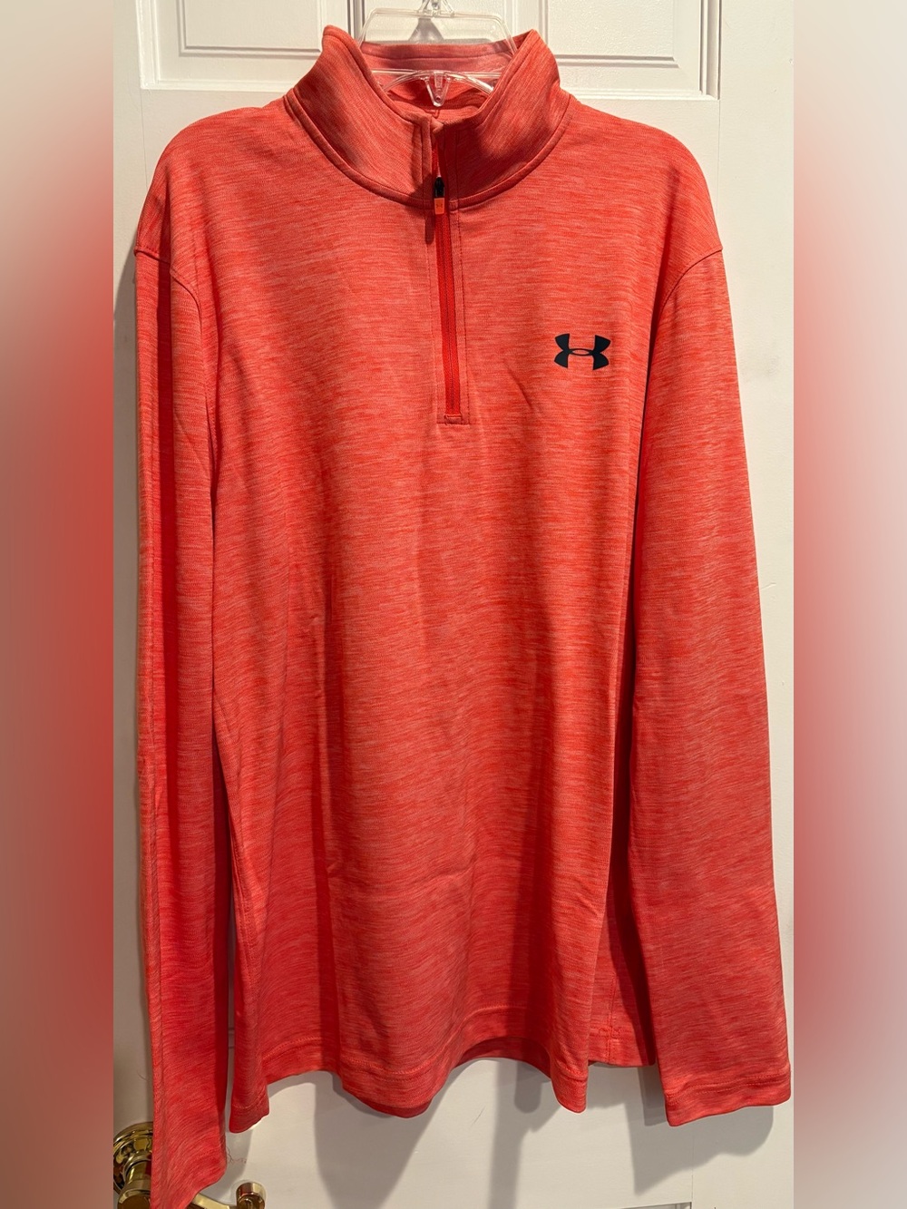 Men’s Under Armour Coral Quarter-Zip Performance Pullover. Size M